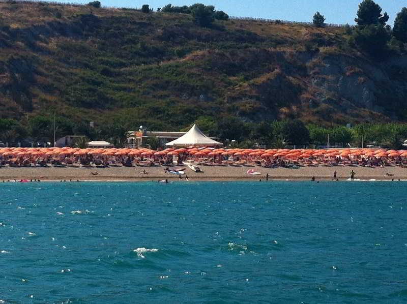 Camping Village Riviera Numana Buitenkant foto